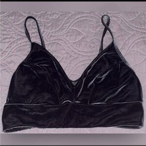 NWOT Victoria's Secret Velvet Bralette